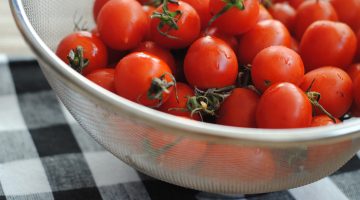 This Is One Of The Best Explanations For Why People Should Eat Cherry Tomatoes Every Day
