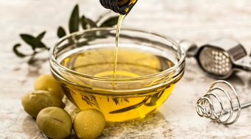 5 Pieces Of Evidence That Explain Why You Should Never Cook With Olive Oil