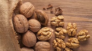 Here’s One Of The Best Explanations How Eating Walnuts Could Save Your Life