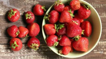 Strawberries Shown To Fight Cancer In Studies