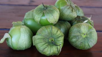 Eating Tomatillos Is A Great Way To Fight Cancer, According To Researchers